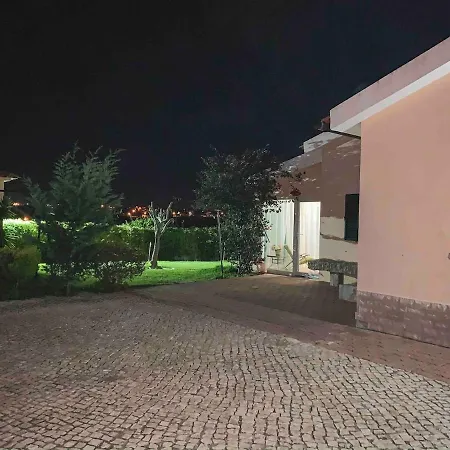 Vakantiehuis Toninha Family House - Salt Water Pool