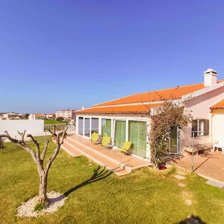 Vakantiehuis Toninha Family House - Salt Water Pool