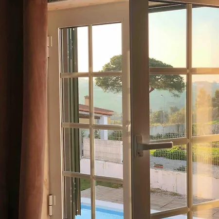 Vakantiehuis Toninha Family House - Salt Water Pool
